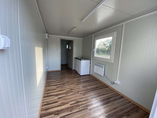 Contenedor 6x2,40m + WC, ducha y cocina - Imagen 3