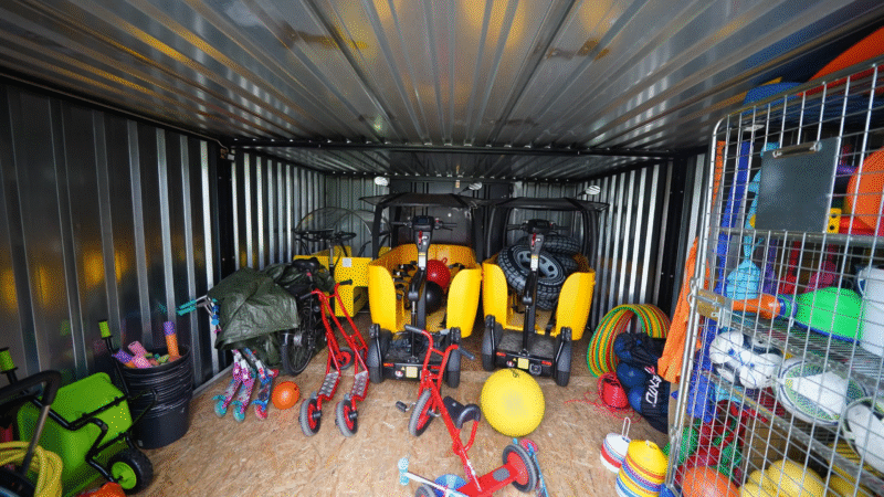 Contenedor de almacenamiento grande modelo estándar 6 x 4 metros